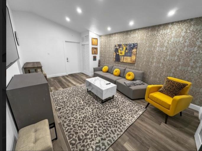 Ocean Walk Apartment Fort Lauderdale