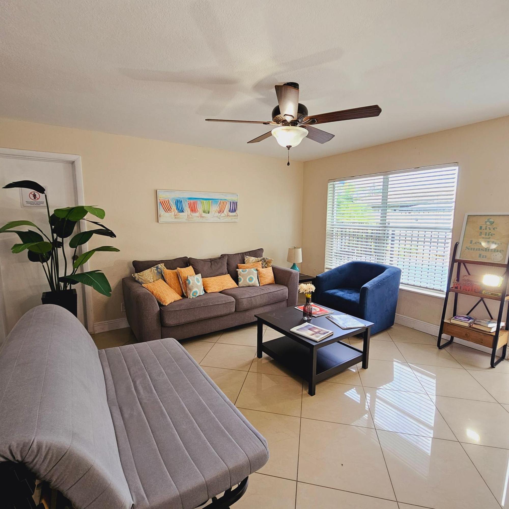 Coastal Haven: Family-friendly House With Pool Near Beaches Apartment Fort Lauderdale