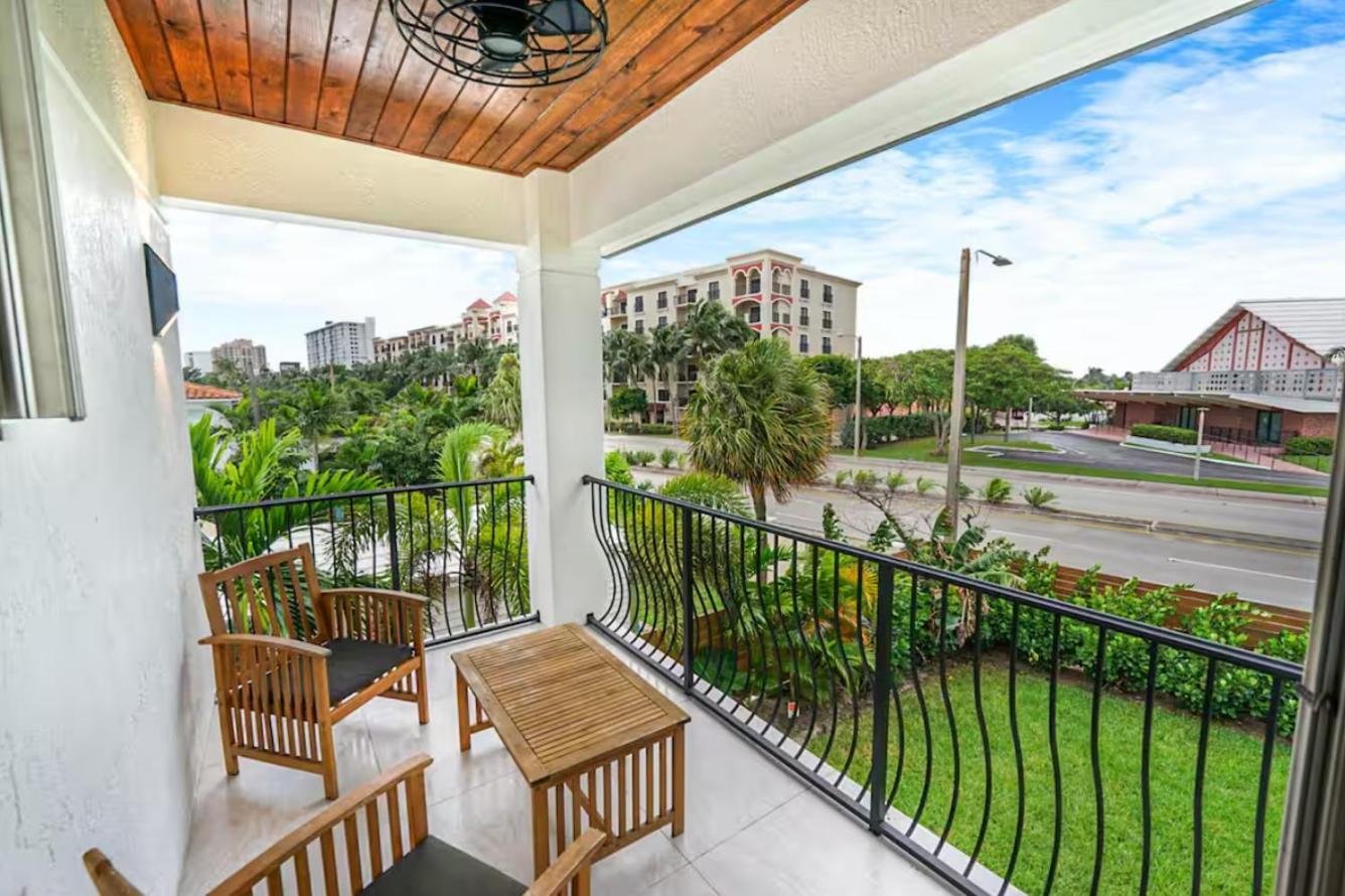 Casa Olympus Lauderdale - Walk To The Beach!