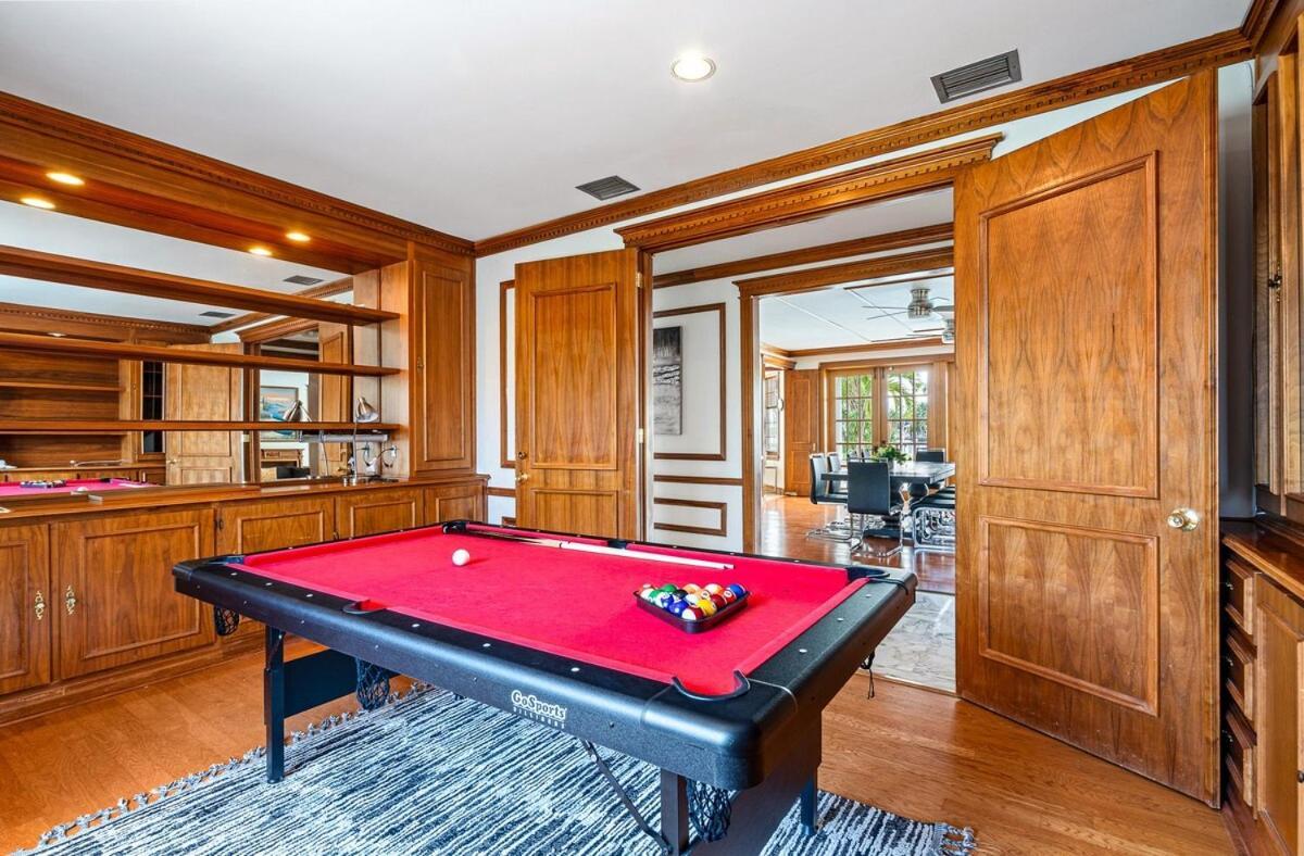 Holiday home Charming Waterfront Walk To With Pool Fort Lauderdale