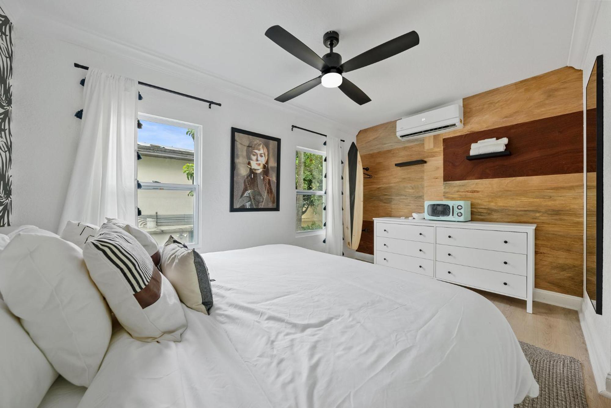 Groups Welcome! Private Boutique - Sleeps 18 * Fort Lauderdale