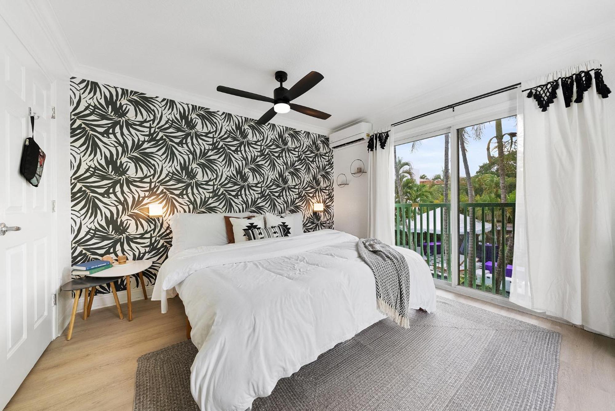 Groups Welcome! Private Boutique - Sleeps 18 Holiday home Fort Lauderdale