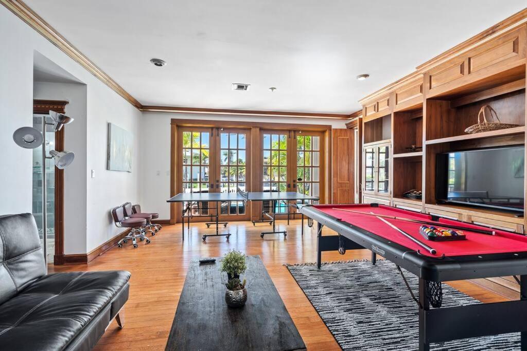 Pool & Hot Tub! Historic Fl Charm! Billiard & Ping Pong, Walk To The * Fort Lauderdale