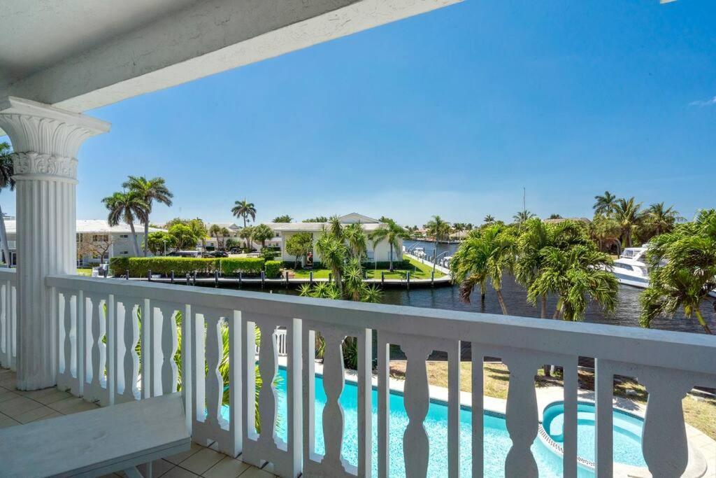 Villa Pool & Hot Tub! Historic Fl Charm! Billiard & Ping Pong, Walk To The Fort Lauderdale