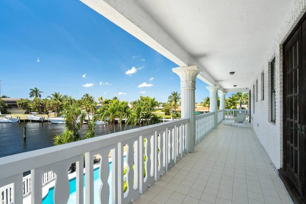 Pool & Hot Tub! Historic Fl Charm! Billiard & Ping Pong, Walk To The * Fort Lauderdale
