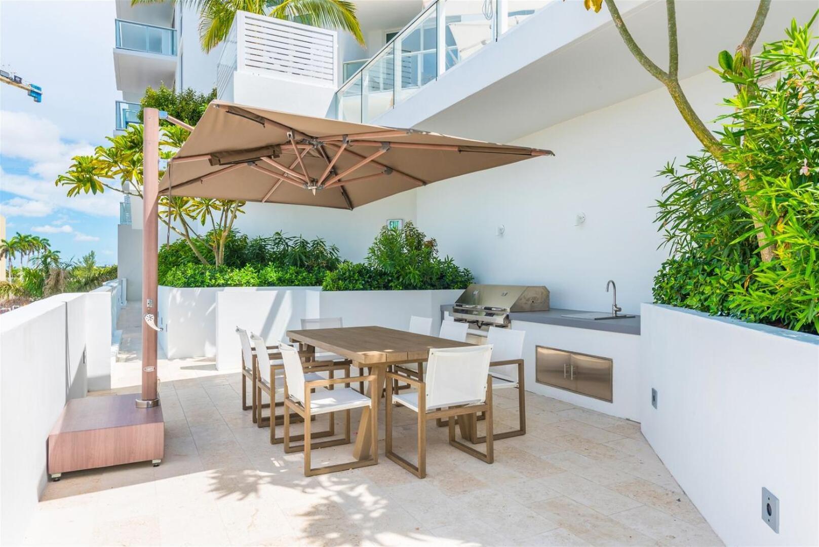 Tiffany Tides - Resort-style Townhome - Gym, Rooftop Pool And Sauna *