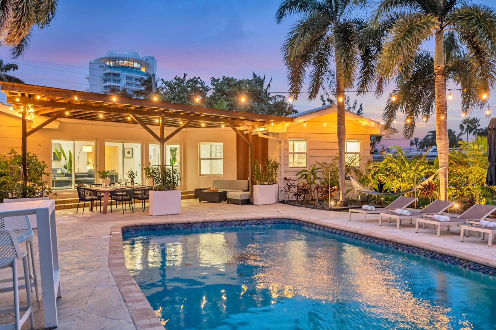 180 Of Waterfront Heated Pool Proximity Paradise Point Key H0mes