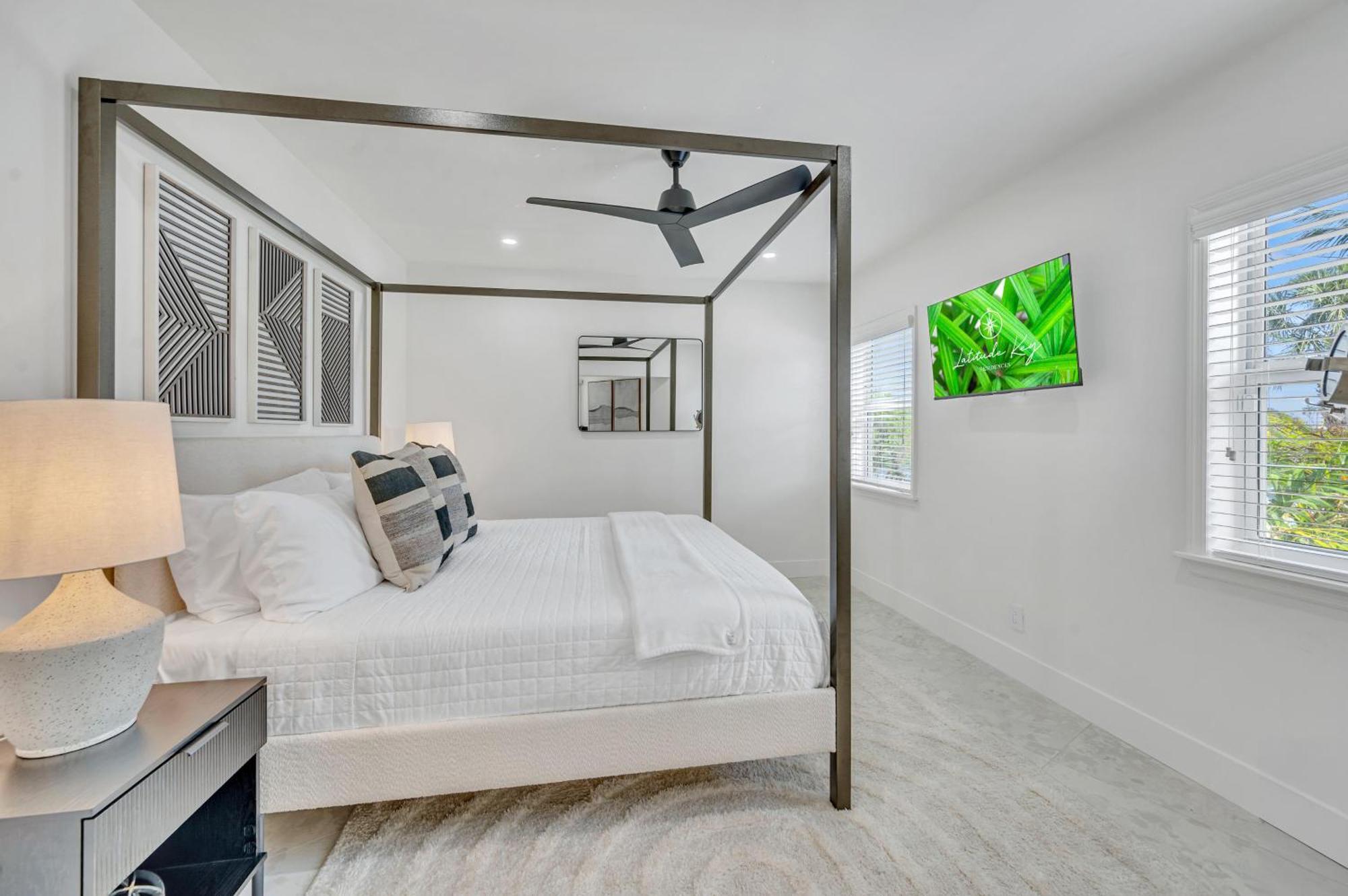 180 Of Waterfront Heated Pool Proximity Paradise Point Key H0mes