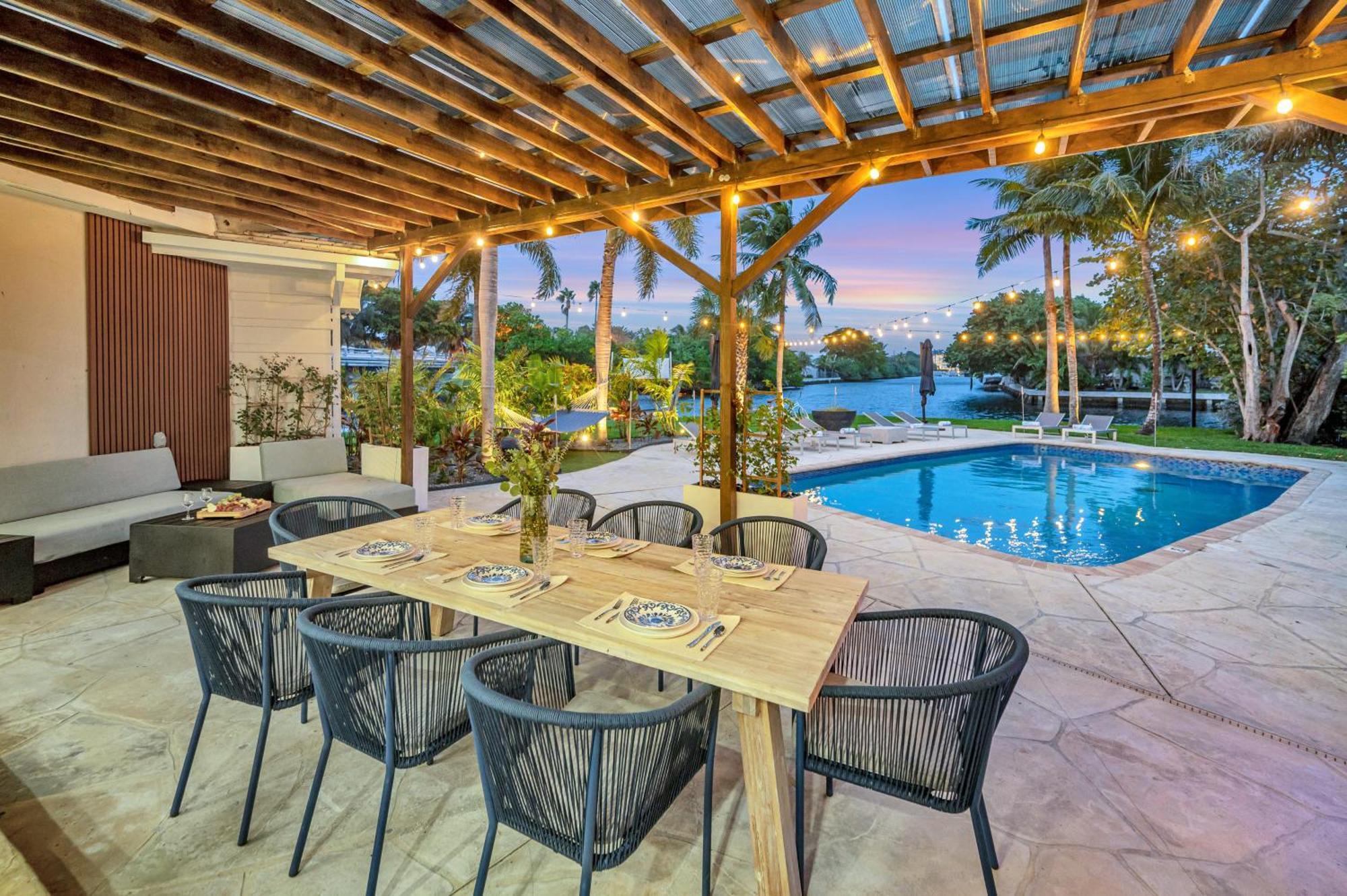 180 Of Waterfront Heated Pool Proximity Paradise Point Key H0mes Holiday home Fort Lauderdale