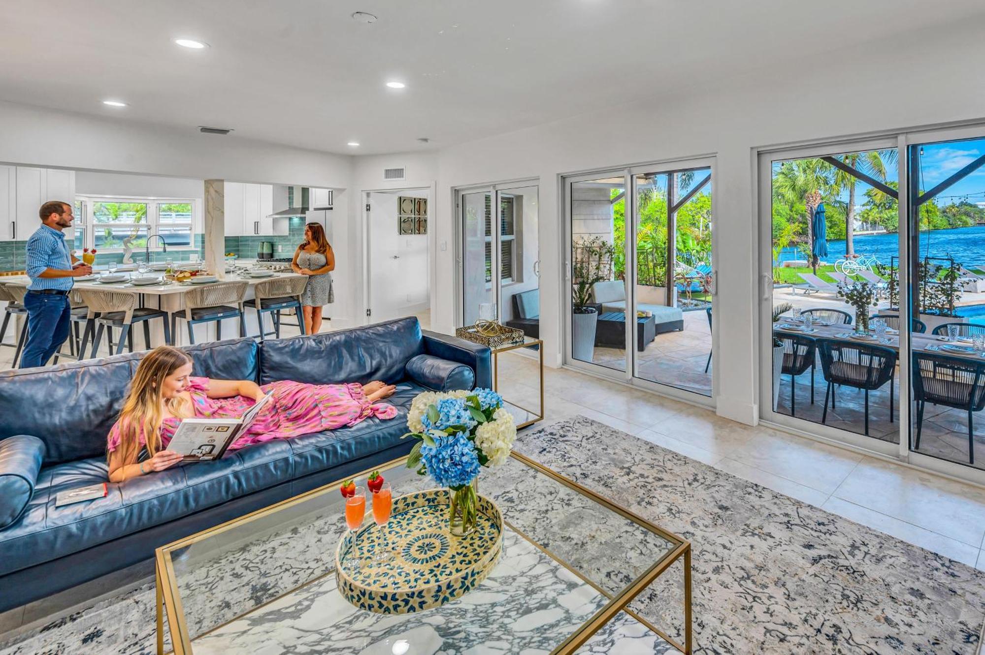 180 Of Waterfront Heated Pool Proximity Paradise Point Key H0mes