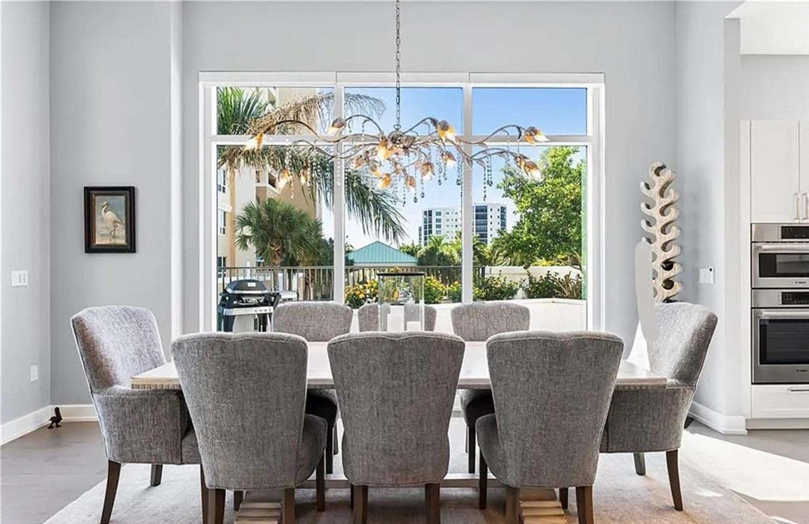 Apartment Stunning 3-bedroom With Expansive Lanai Fort Lauderdale