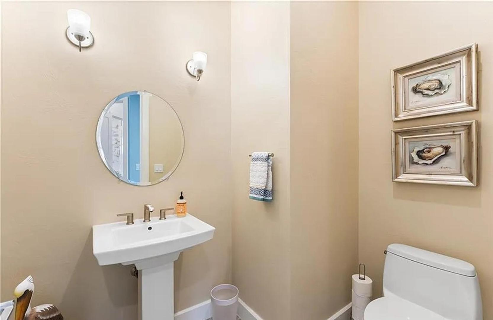 Stunning 3-bedroom With Expansive Lanai *
