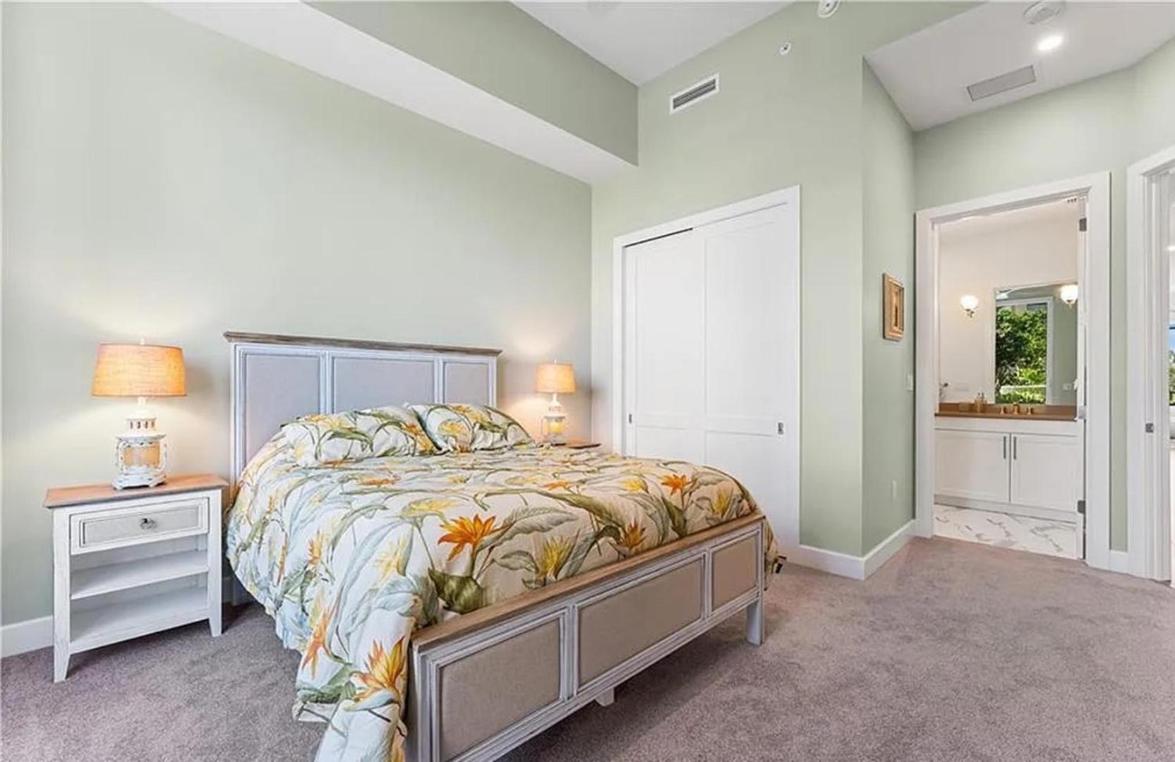 Stunning 3-bedroom With Expansive Lanai Fort Lauderdale