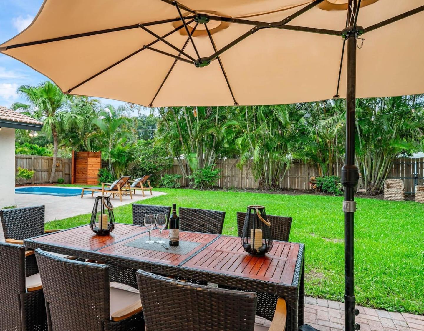 Fox Private Resort-heated Pool, Spa-downtown&beach Villa *
