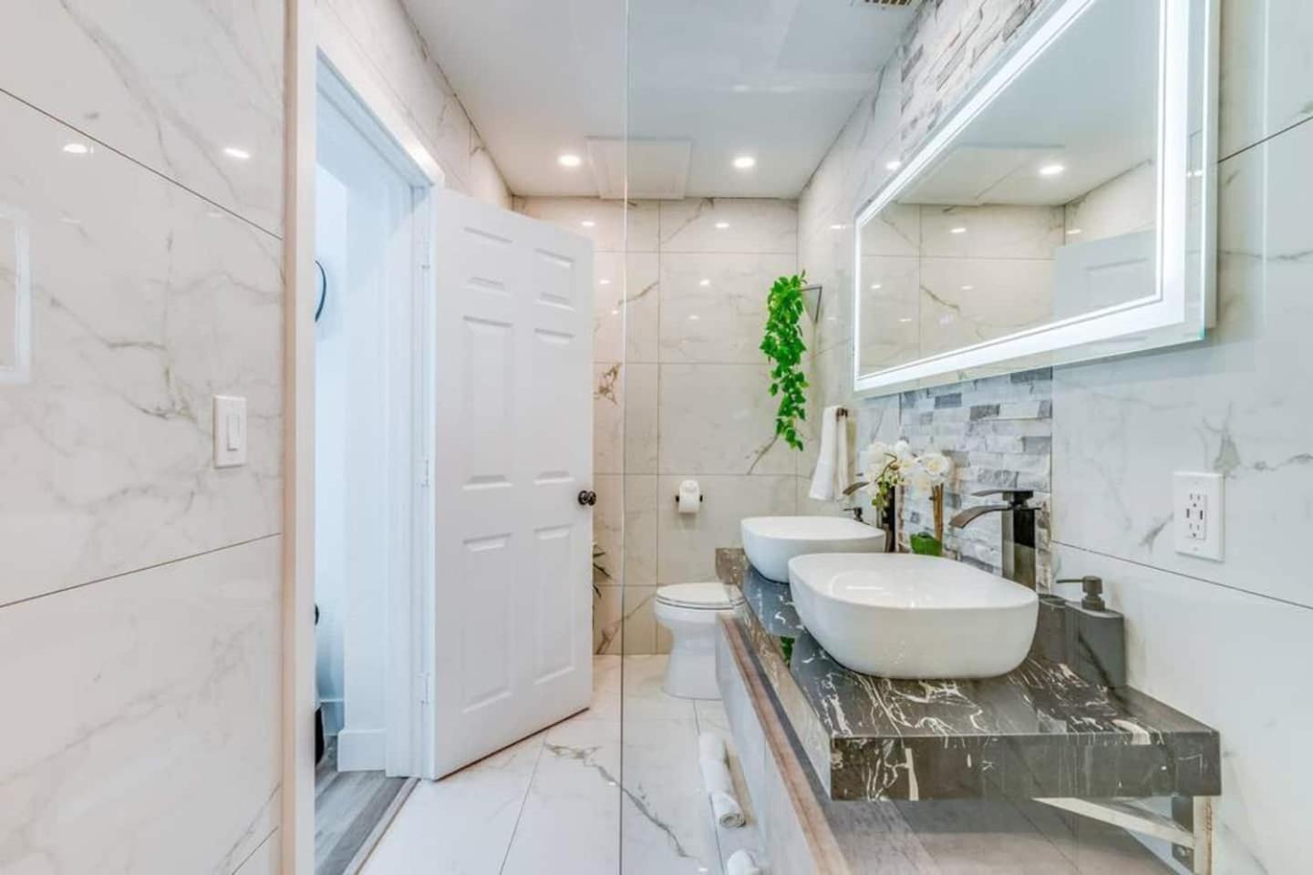 Fox Private Resort-heated Pool, Spa-downtown&beach Villa