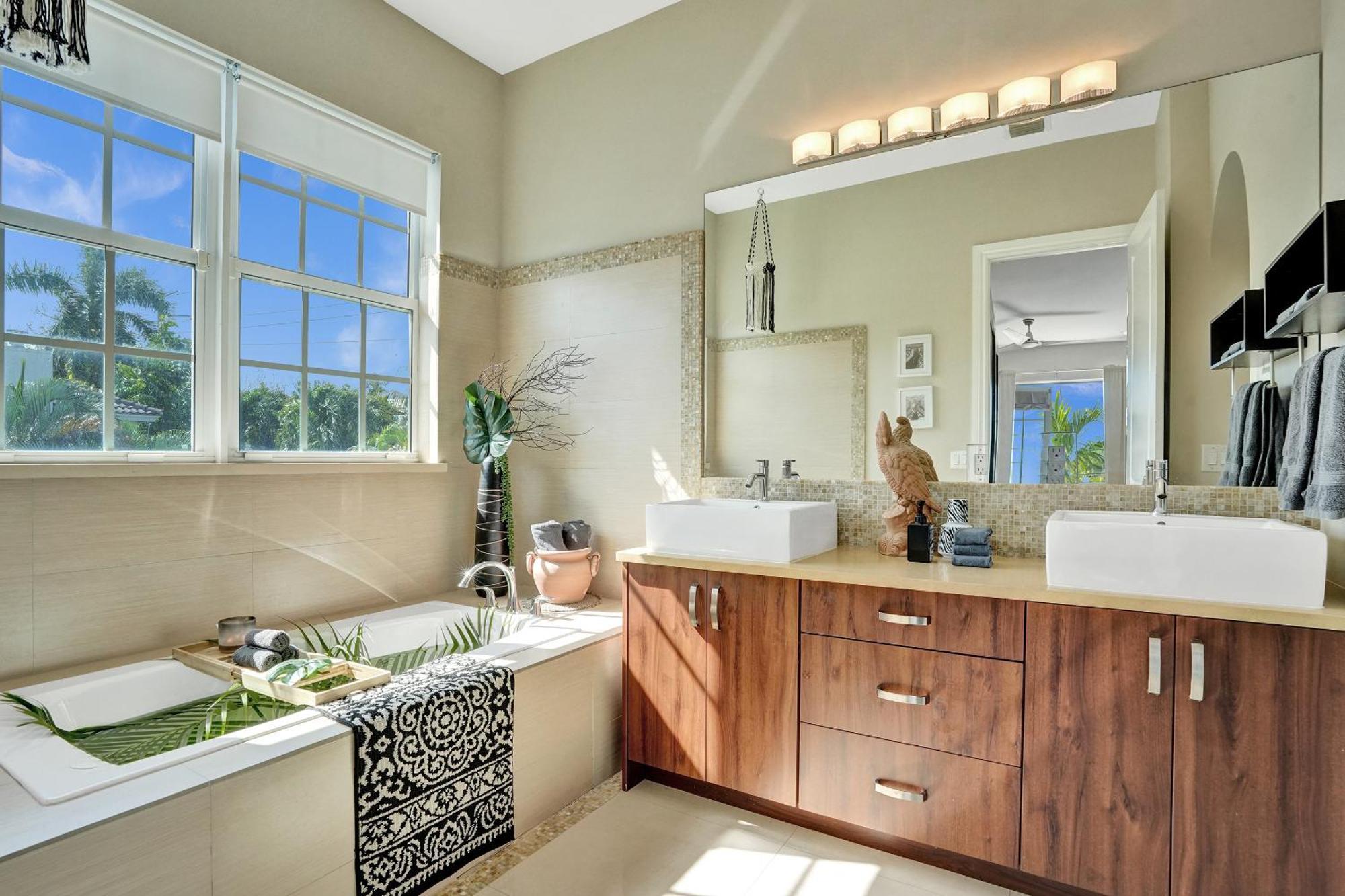 Villa Tarpon River House *