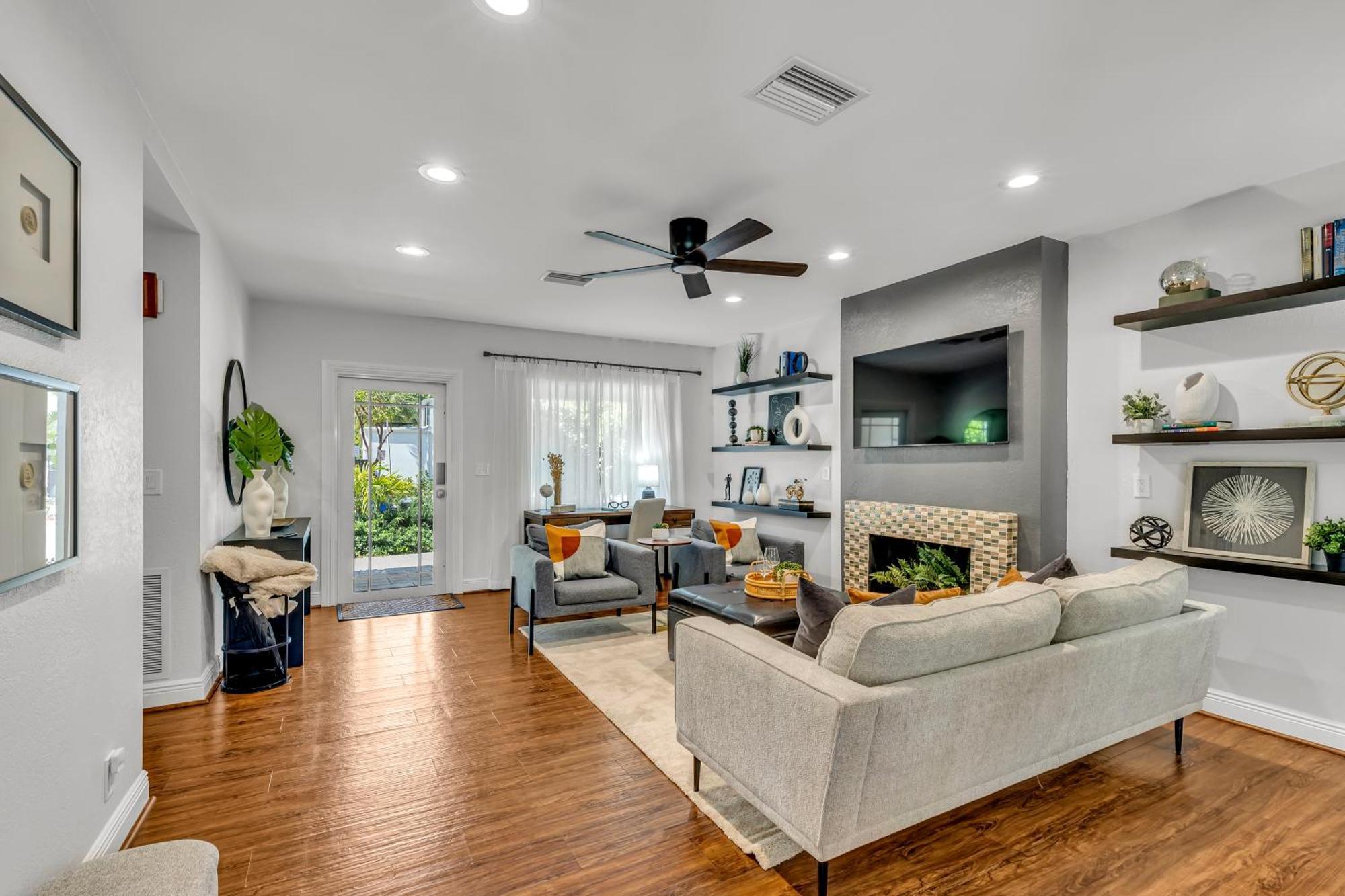 Holiday home Special Pricing, Olas Retreat, Heated Pool, Golf And Family-ready Fort Lauderdale