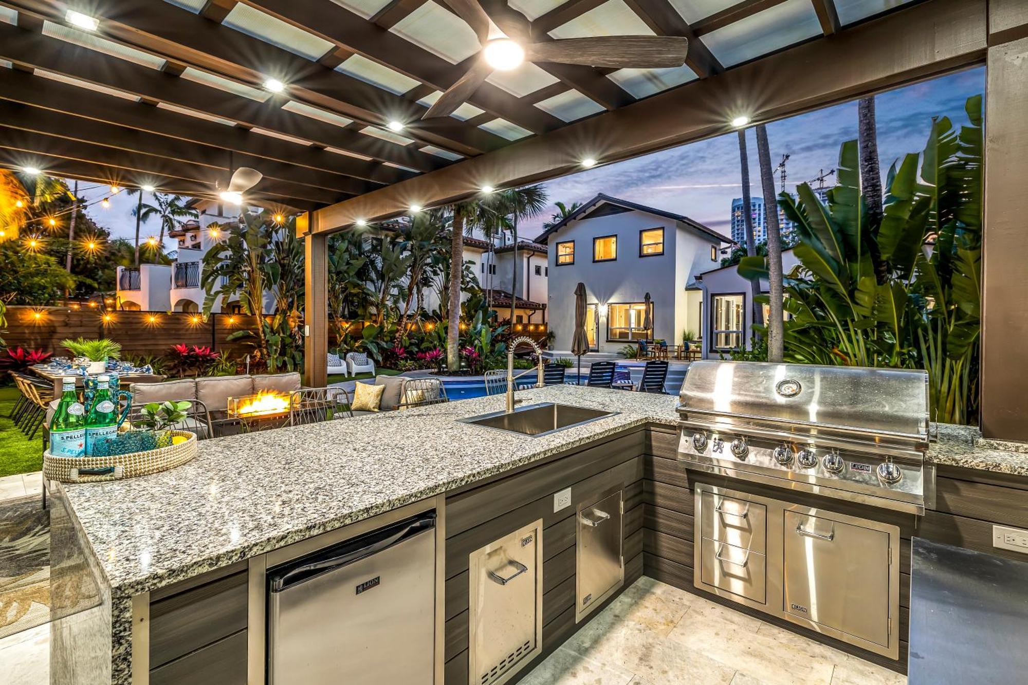 Special Pricing, Olas Retreat, Heated Pool, Golf And Family-ready
