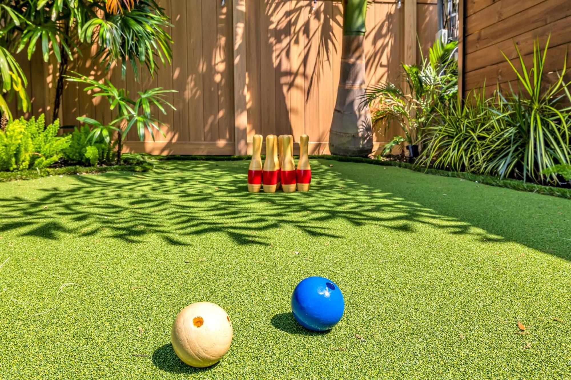 Holiday home Special Pricing, Olas Retreat, Heated Pool, Golf And Family-ready