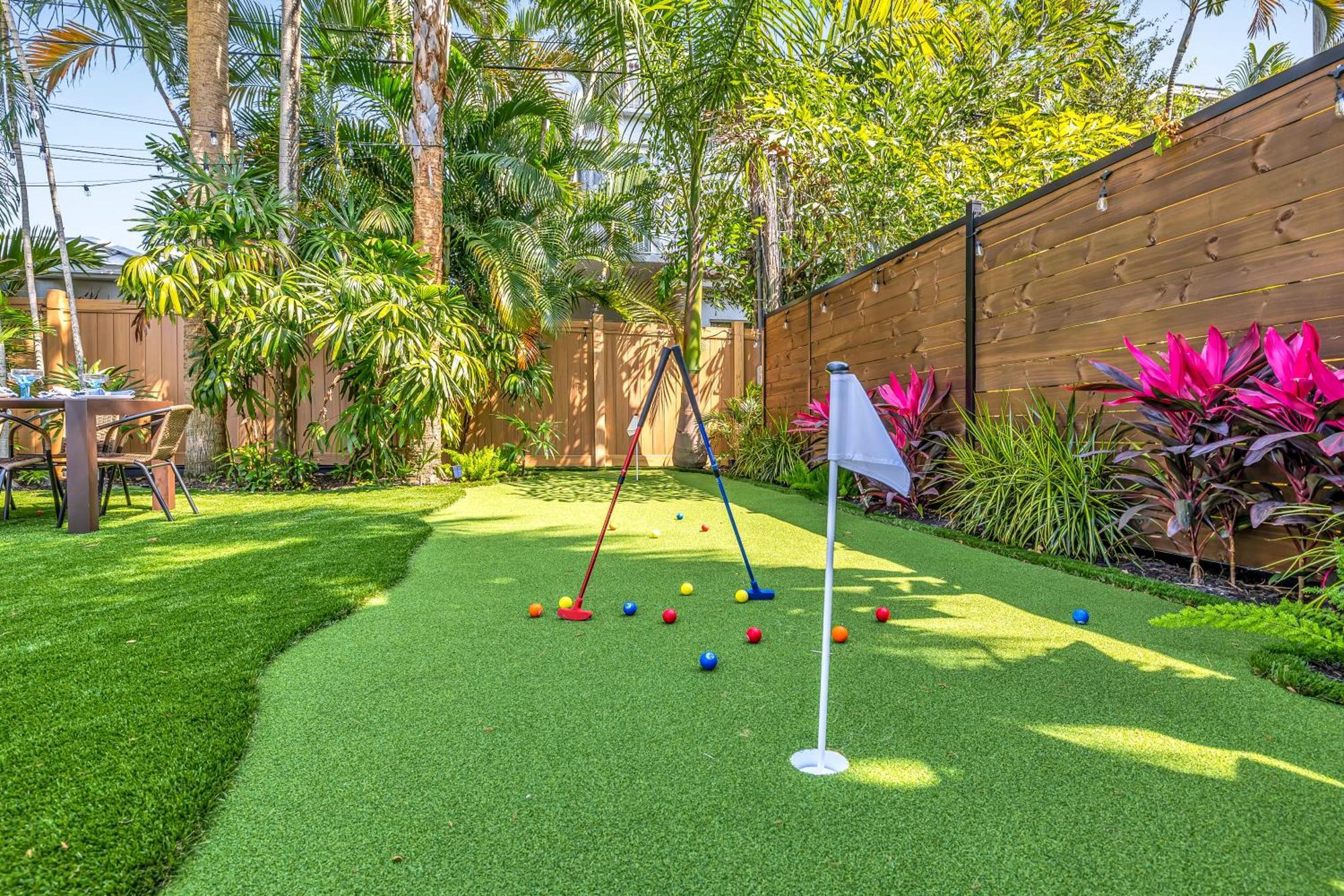 Special Pricing, Olas Retreat, Heated Pool, Golf And Family-ready Holiday home *