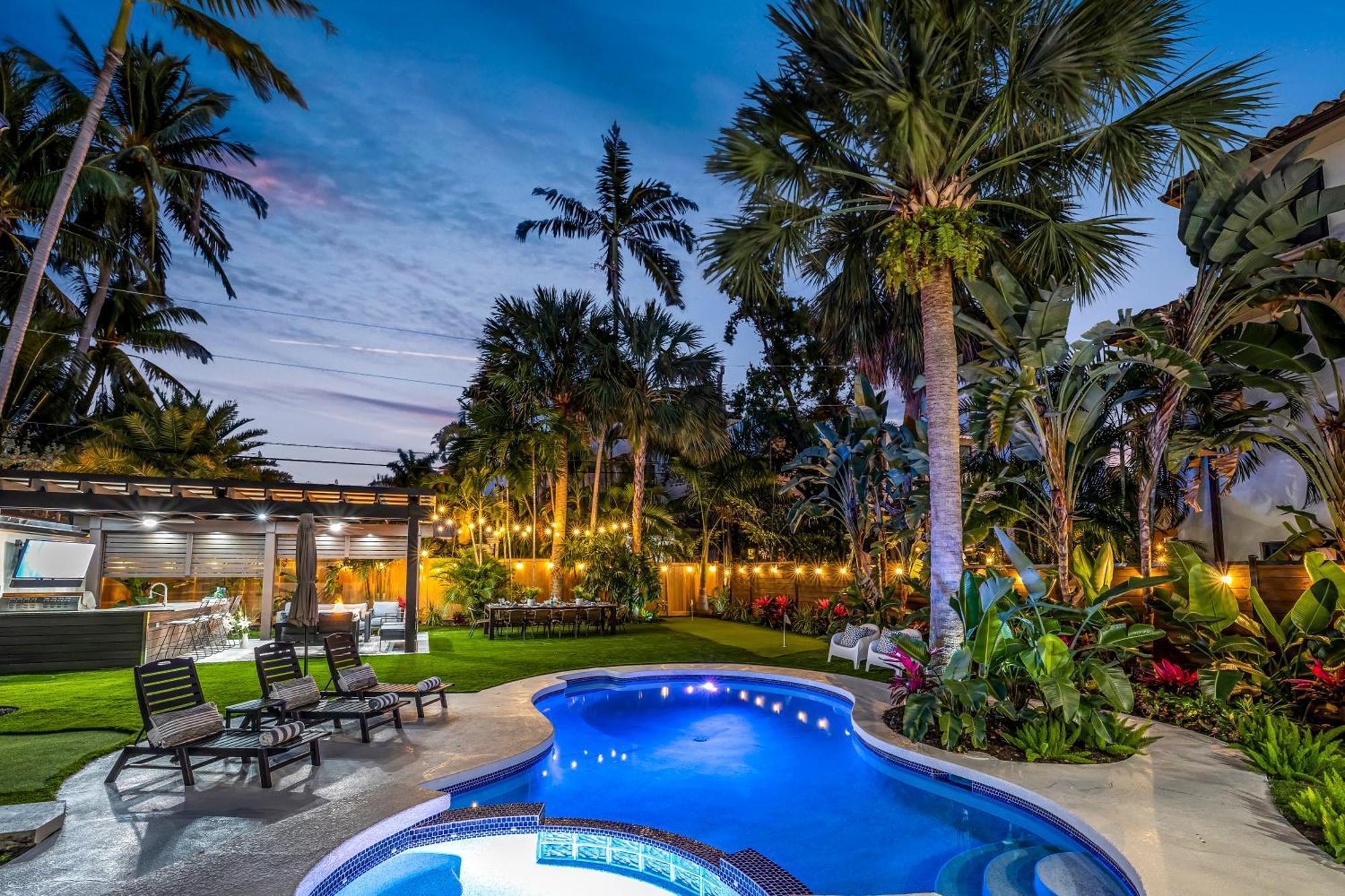 Special Pricing, Olas Retreat, Heated Pool, Golf And Family-ready Holiday home *