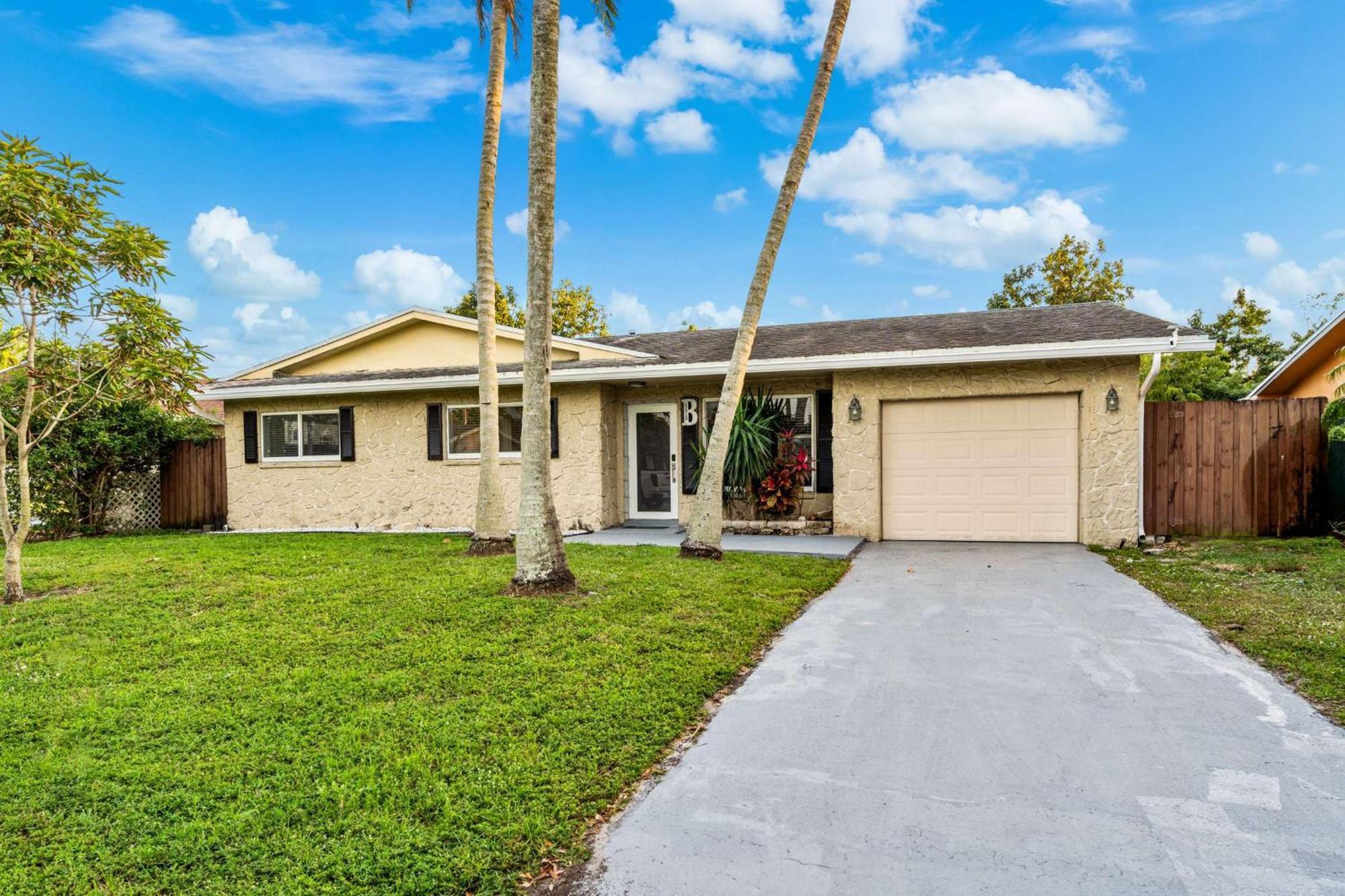 4br With Private Pool And Game - Prime Location Holiday home *