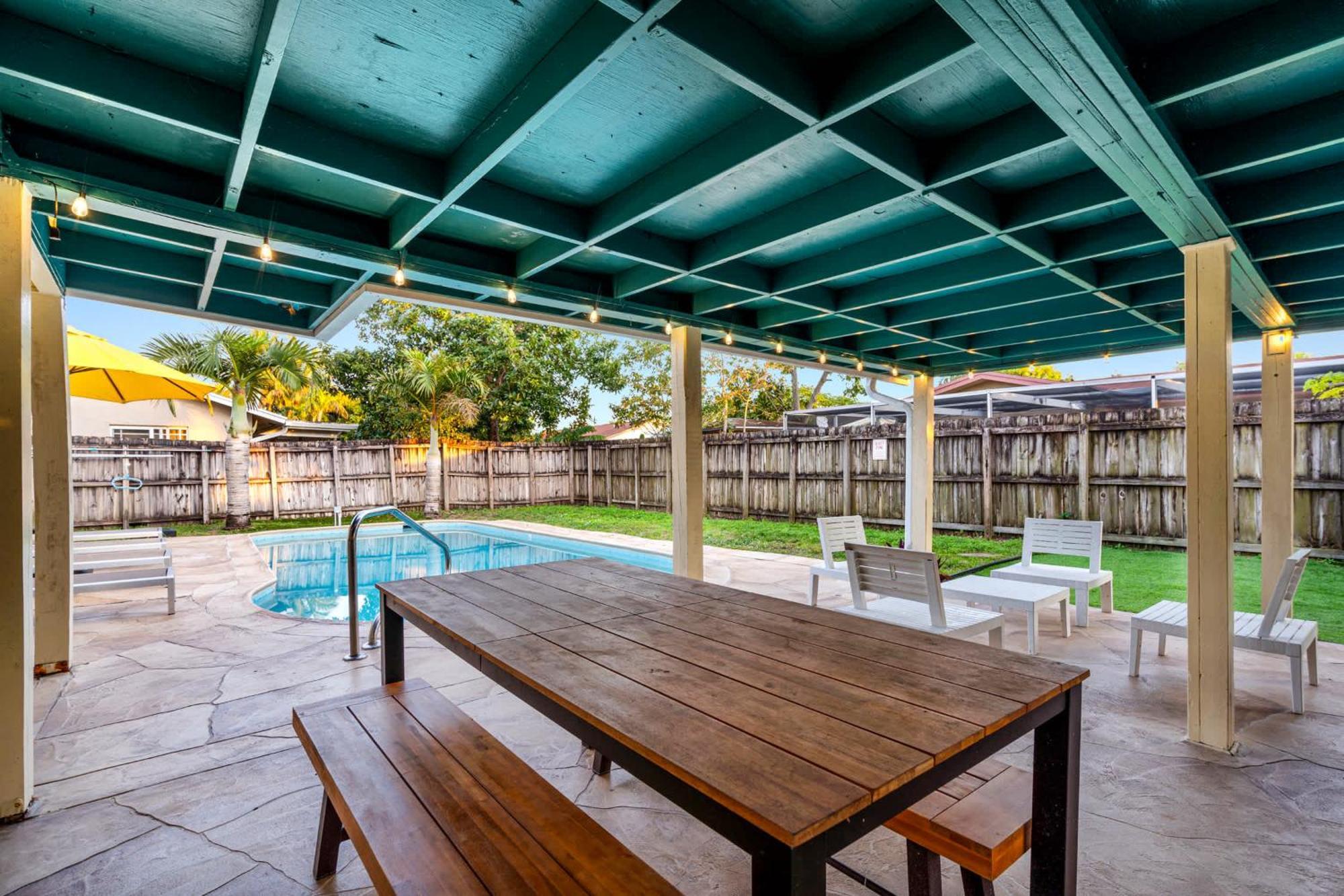 Holiday home 4br With Private Pool And Game - Prime Location Fort Lauderdale