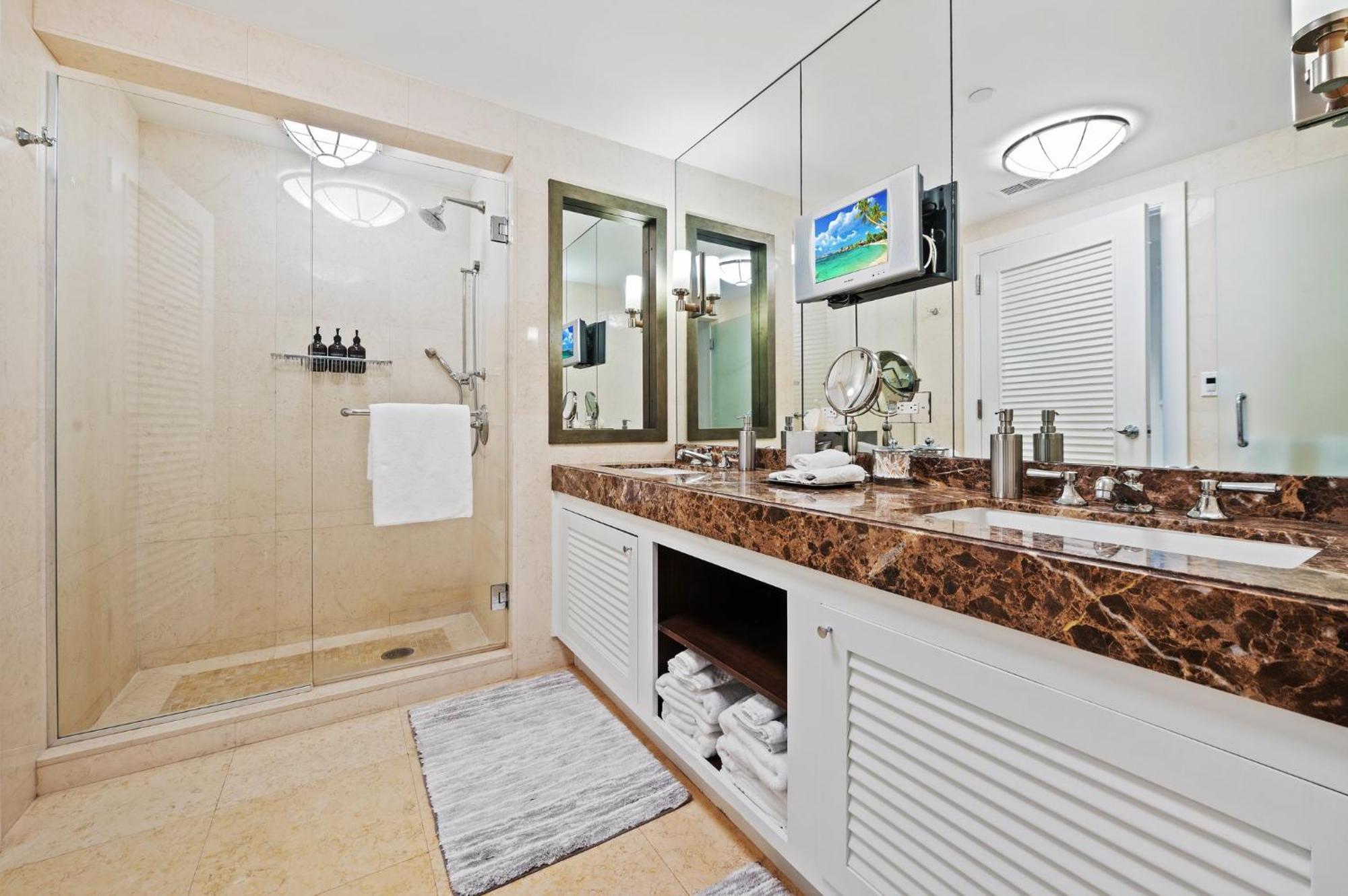 Ritz-carlton Luxury Oceanfront 2br On 16th Floor Fort Lauderdale