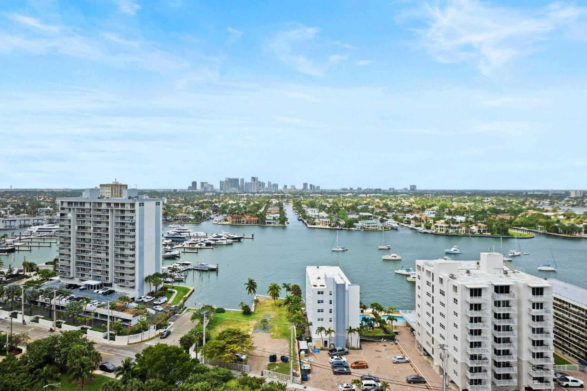 Ritz-carlton Luxury Oceanfront 2br On 16th Floor