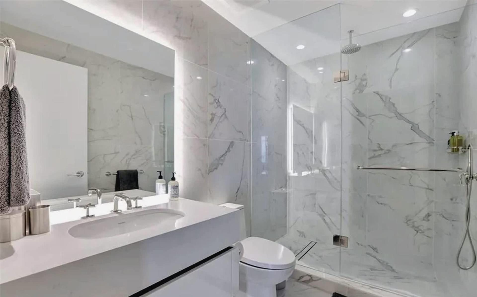 Four Bedroom 5-star Beachfront Living * Fort Lauderdale