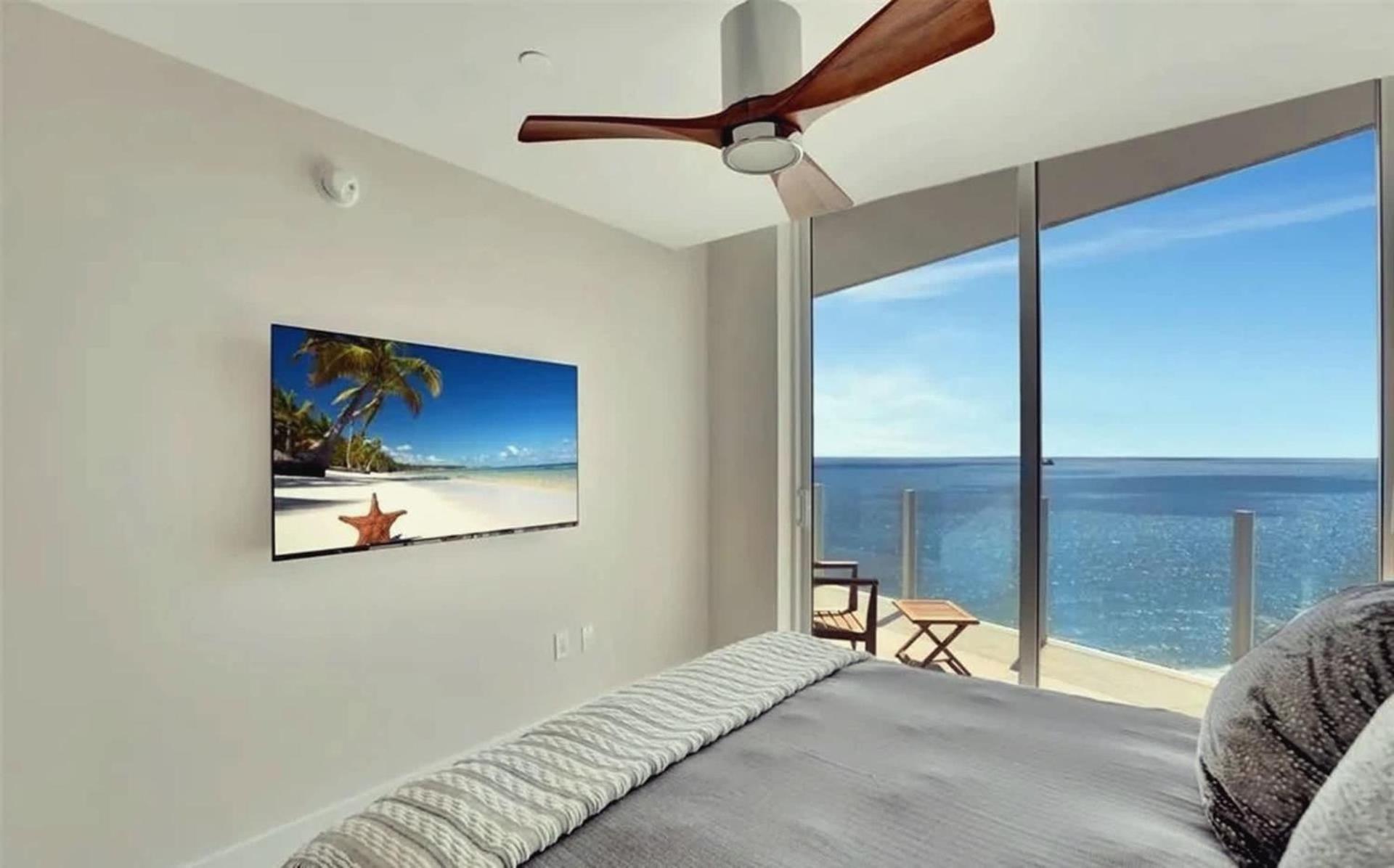 Four Bedroom 5-star Beachfront Living Apartment Fort Lauderdale