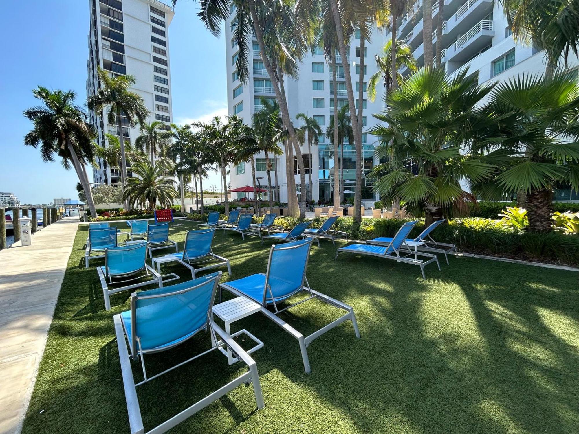 Aparthotel Waterview Condo- Spacious 2 Bedroom - - Steps To