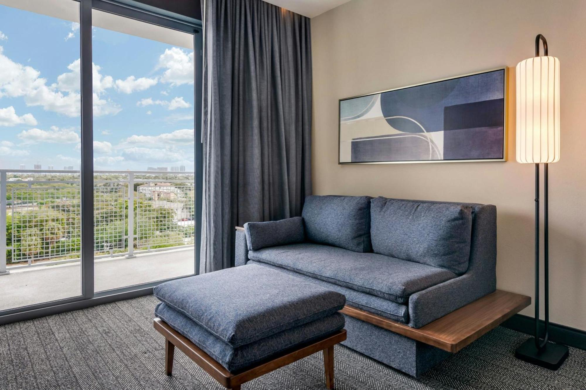 Courtyard By Marriott Lauderdale Downtown Fort Lauderdale