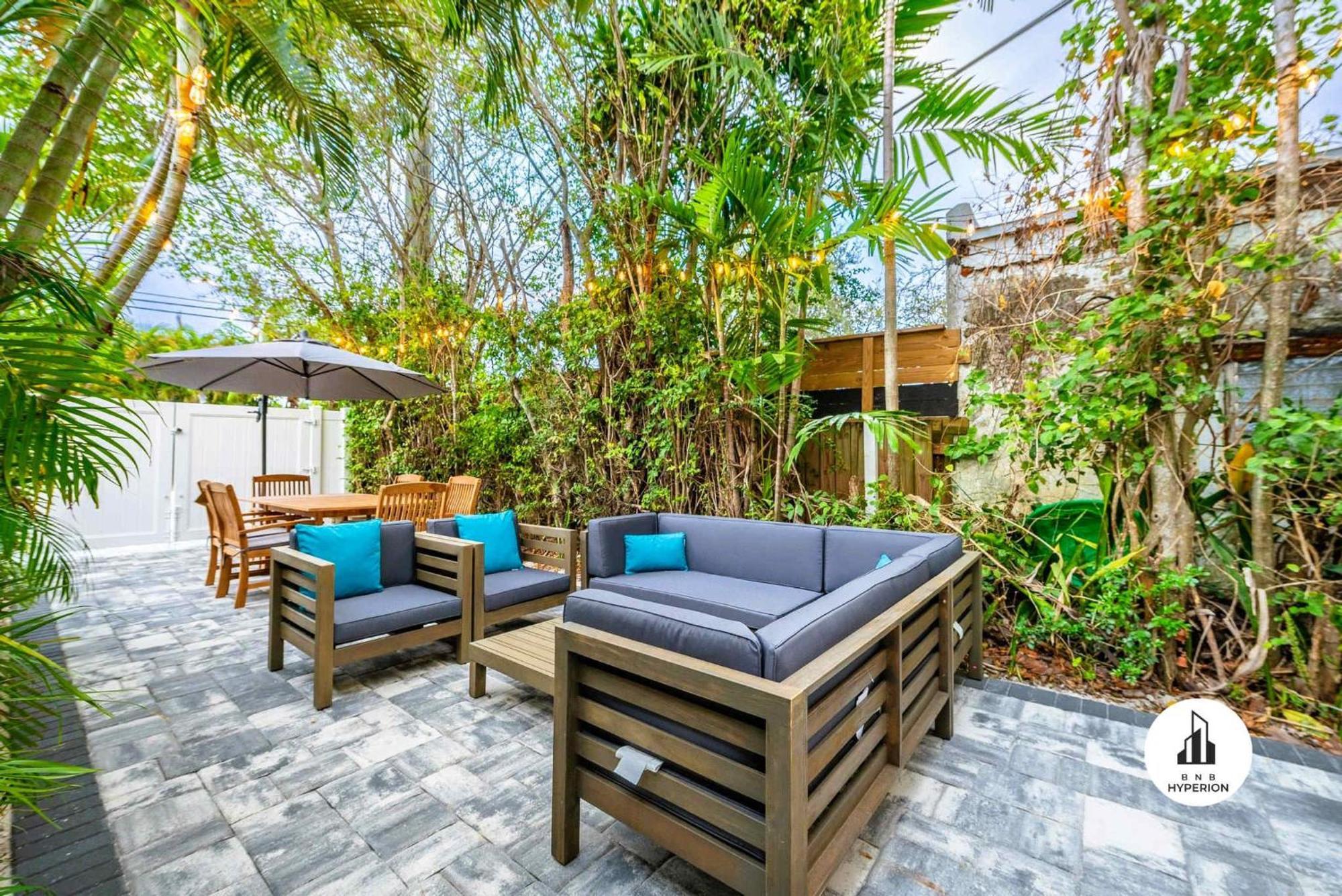 Uhost Ai - Stylish Steps From * Fort Lauderdale