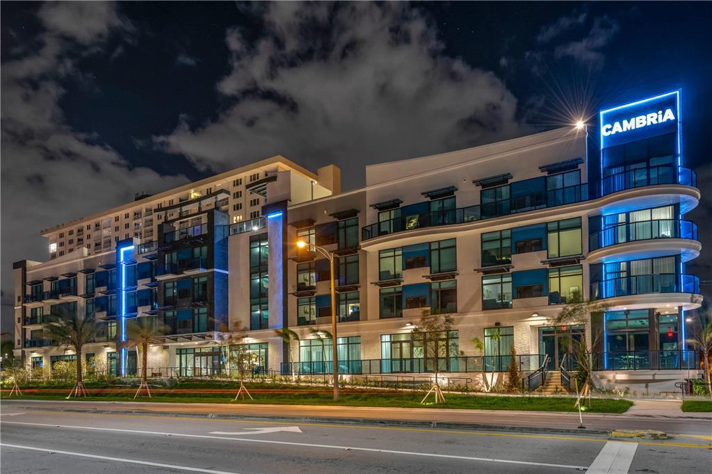 Hotel Cambria Lauderdale