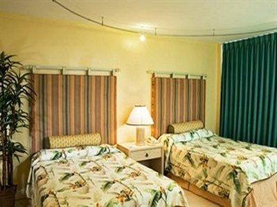 Tropic Cay Beach Hotel 2*