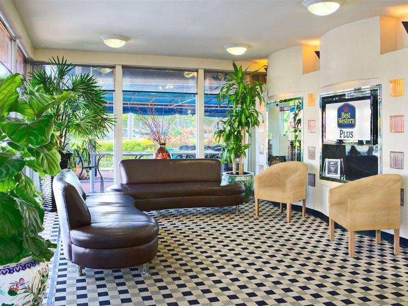 Hotel Ramada Oakland Park 2*