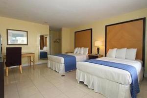 Tropic Cay Beach Hotel 2*