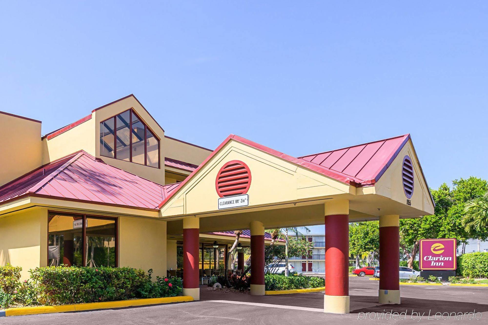 Hotel The Link On Sunrise 3*