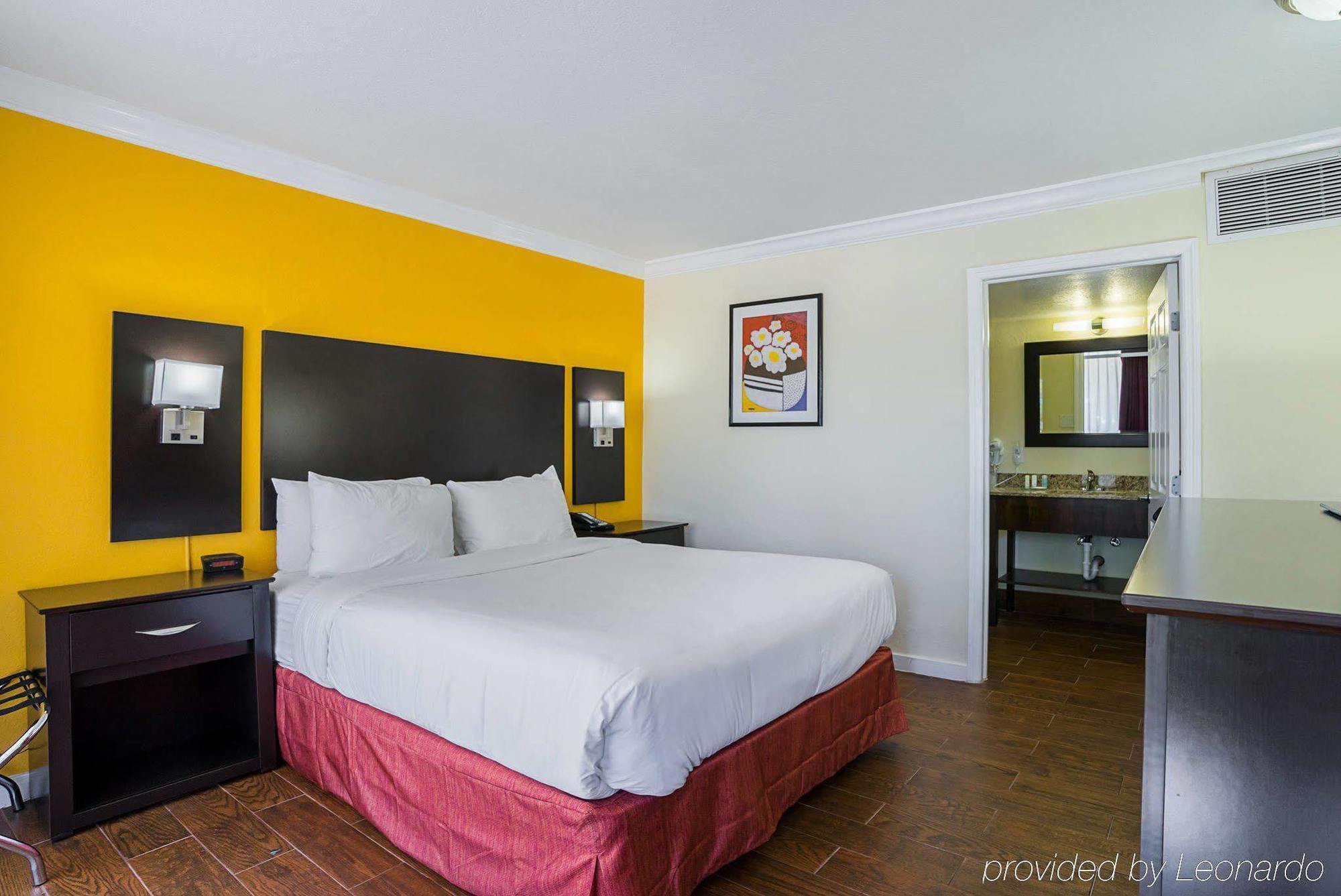 The Link On Sunrise Hotel