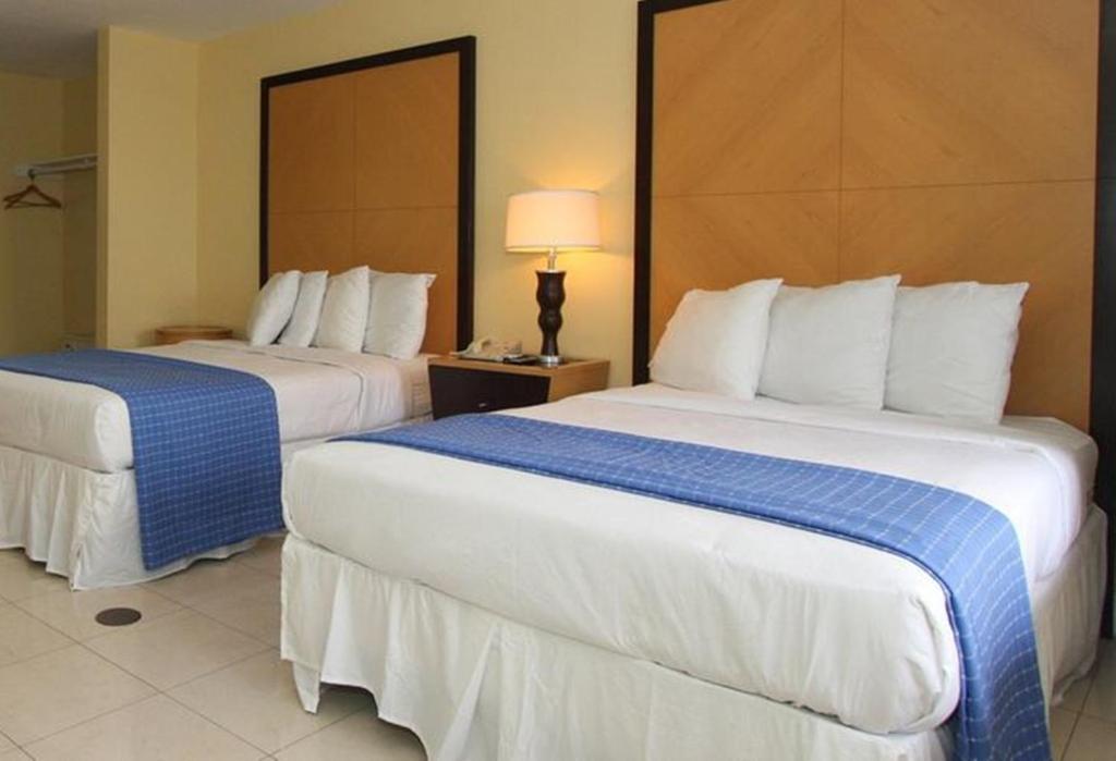Tropic Cay Beach Hotel