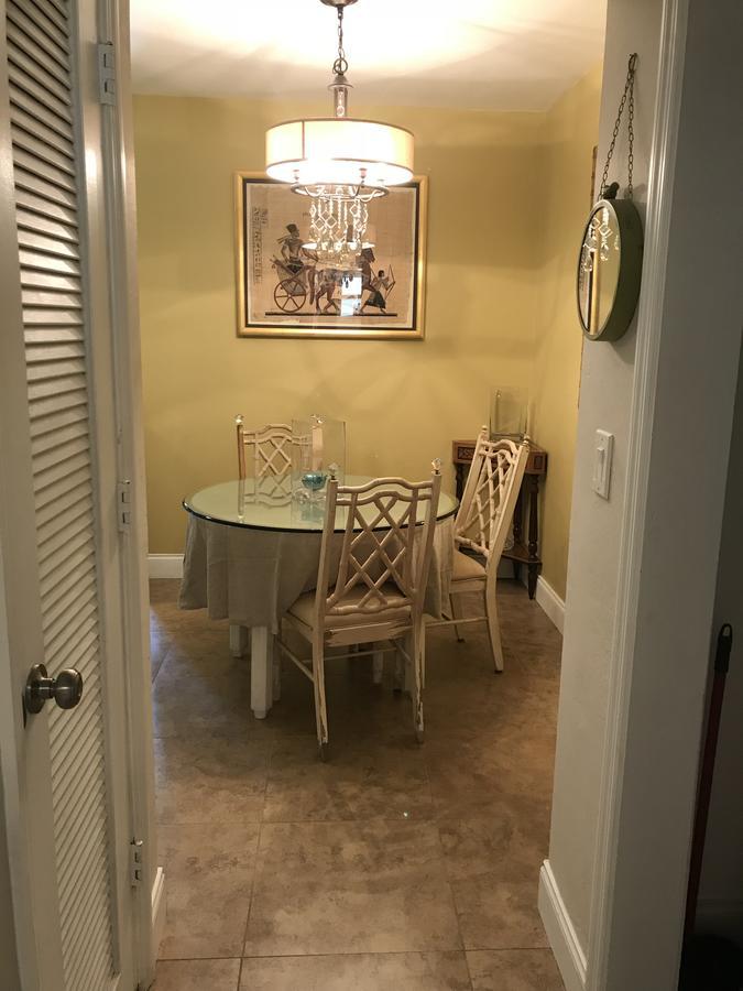 Wilton Manors Hideaway 2