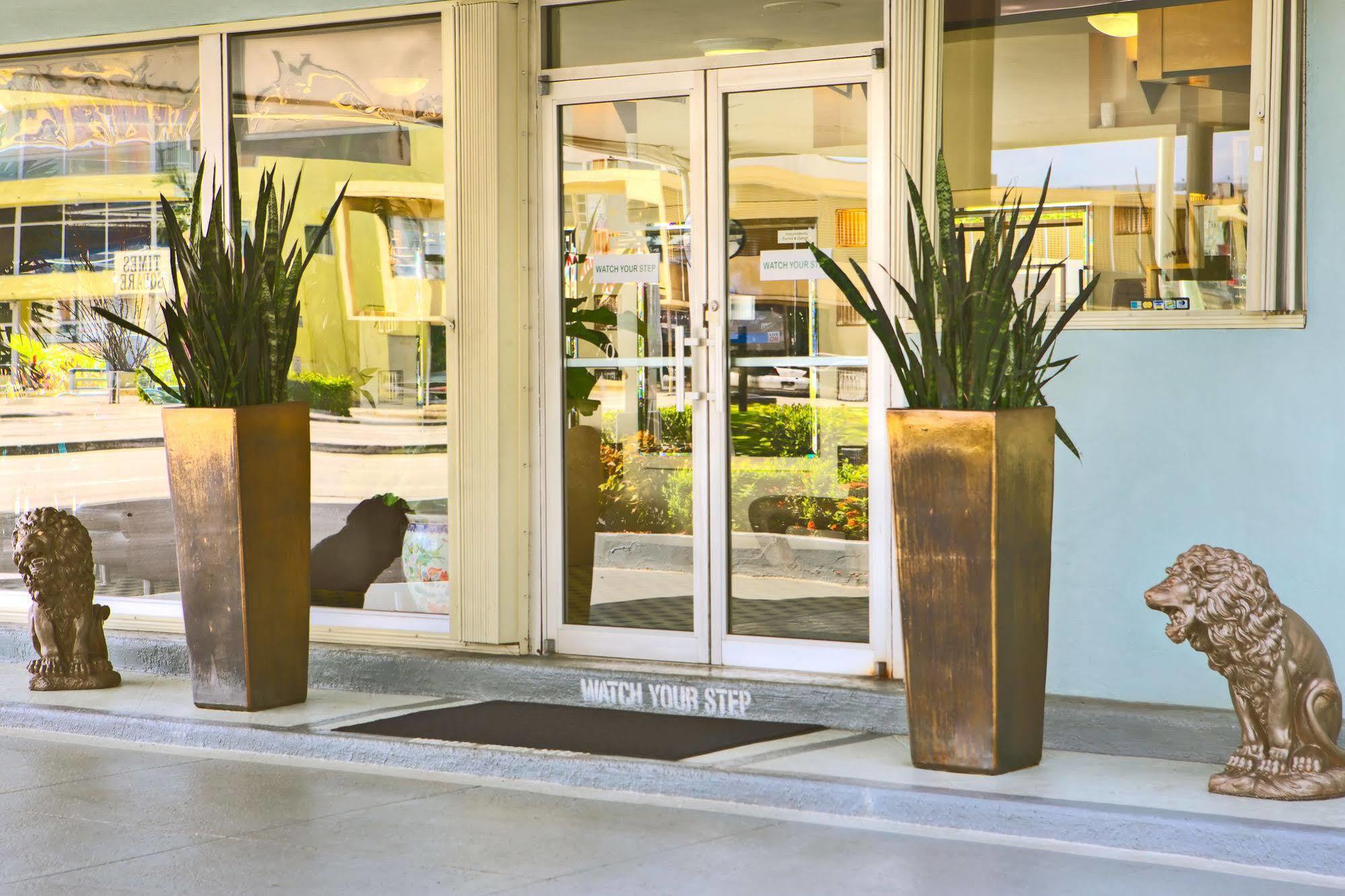 Ramada Oakland Park Fort Lauderdale