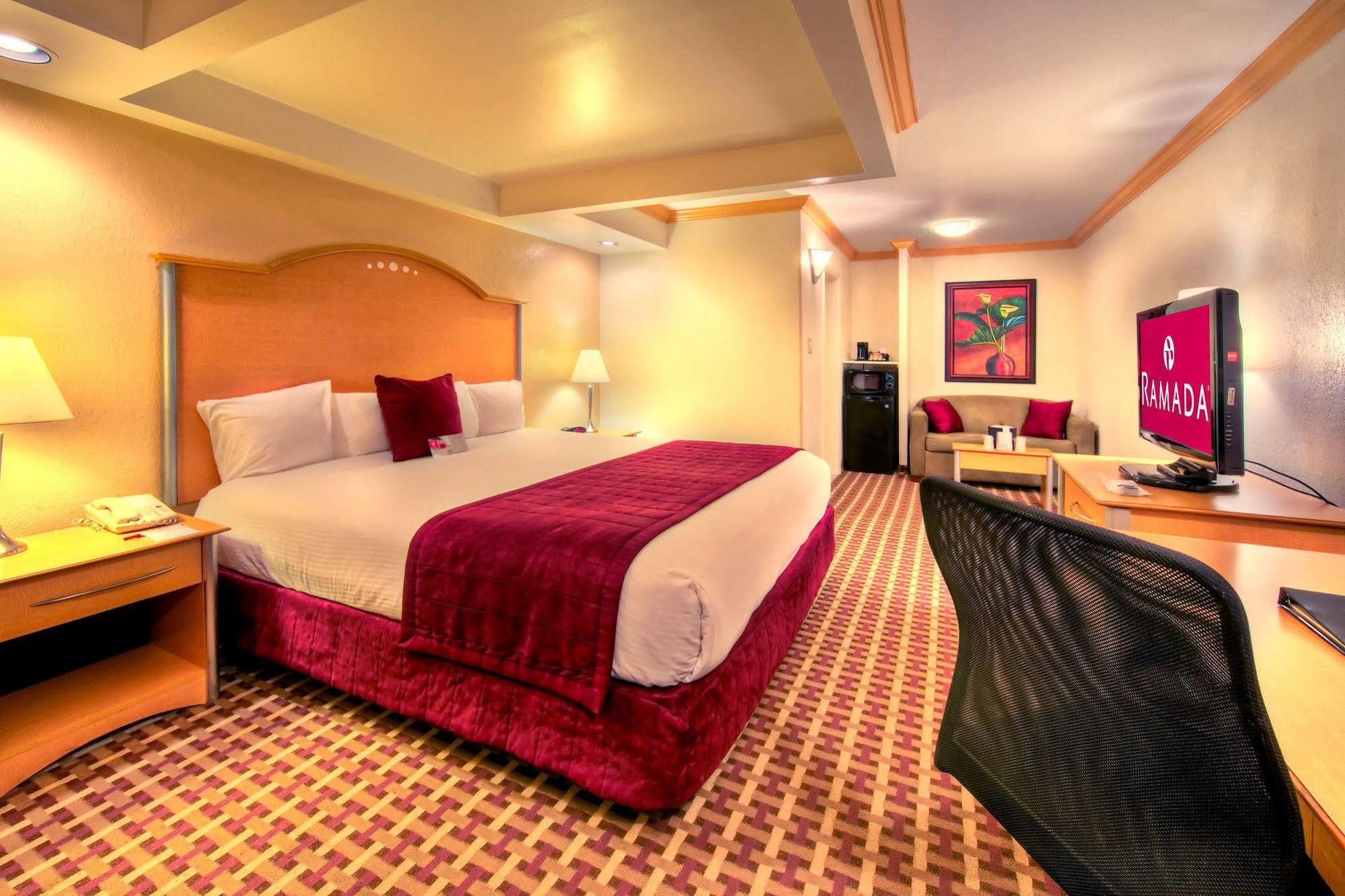 Ramada Oakland Park Hotel