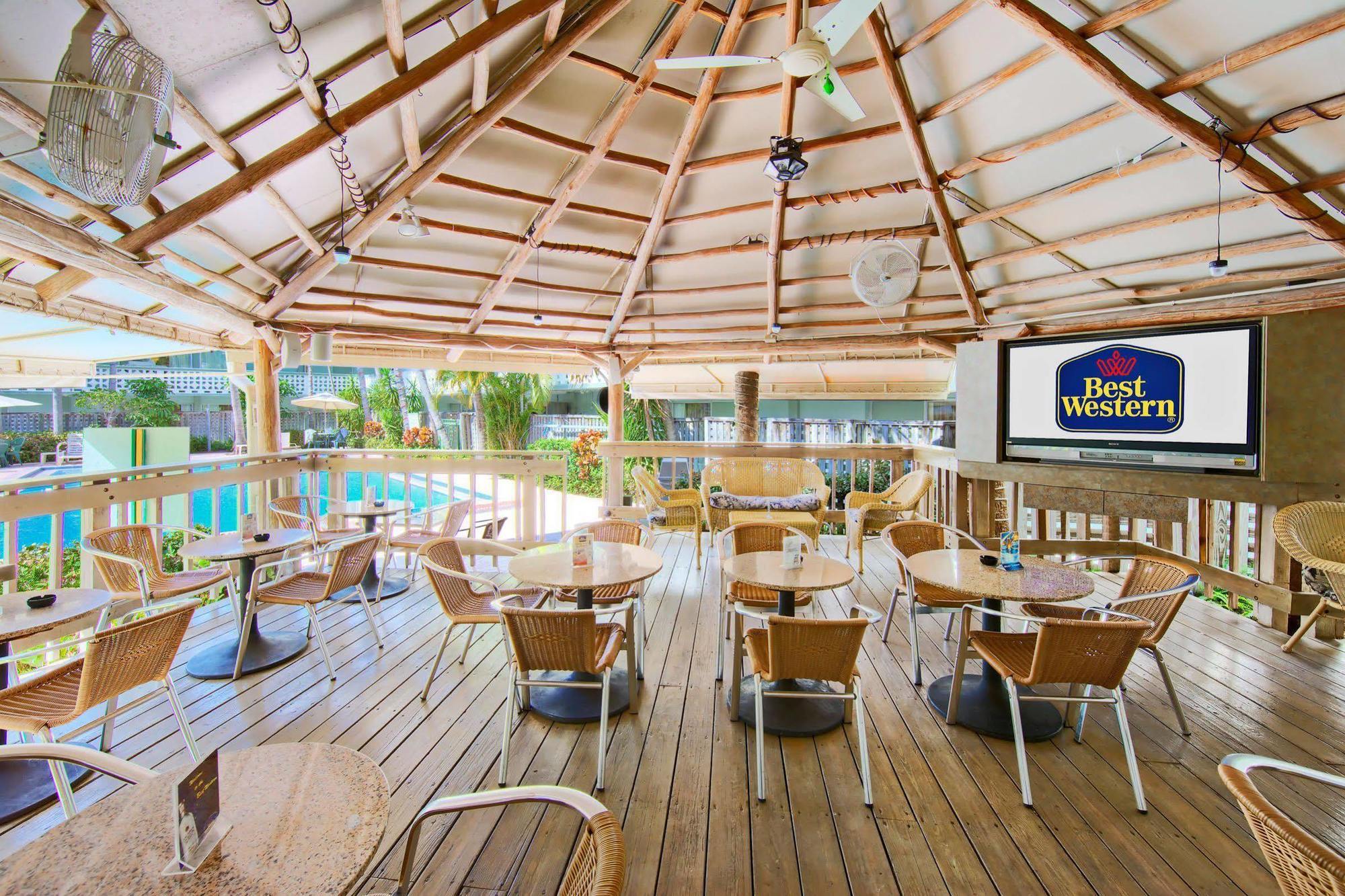 Ramada Oakland Park Hotel