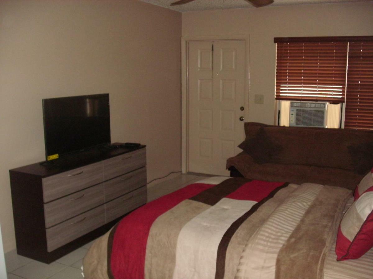 Newly Furnished Large, Clean, Quiet Private Unit *