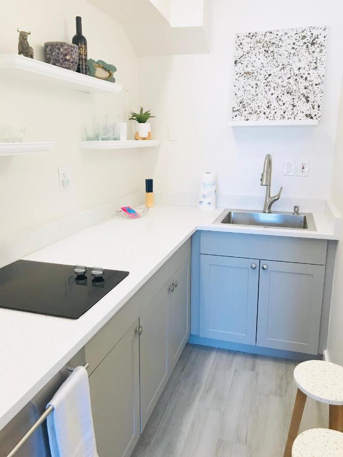 Wilton Manors Hideaway 5 Apartment