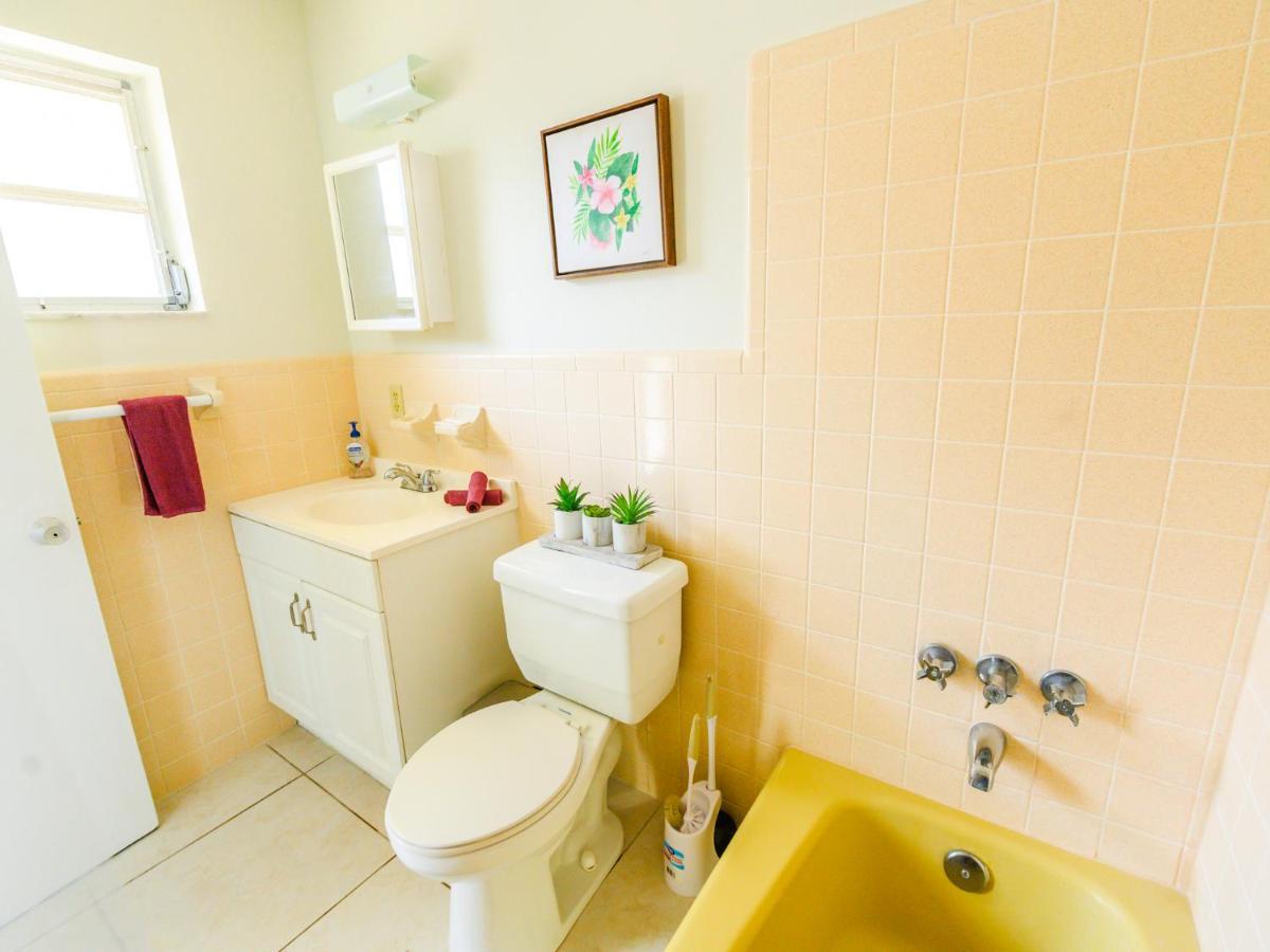 Beautiful Old With Gear Apartment