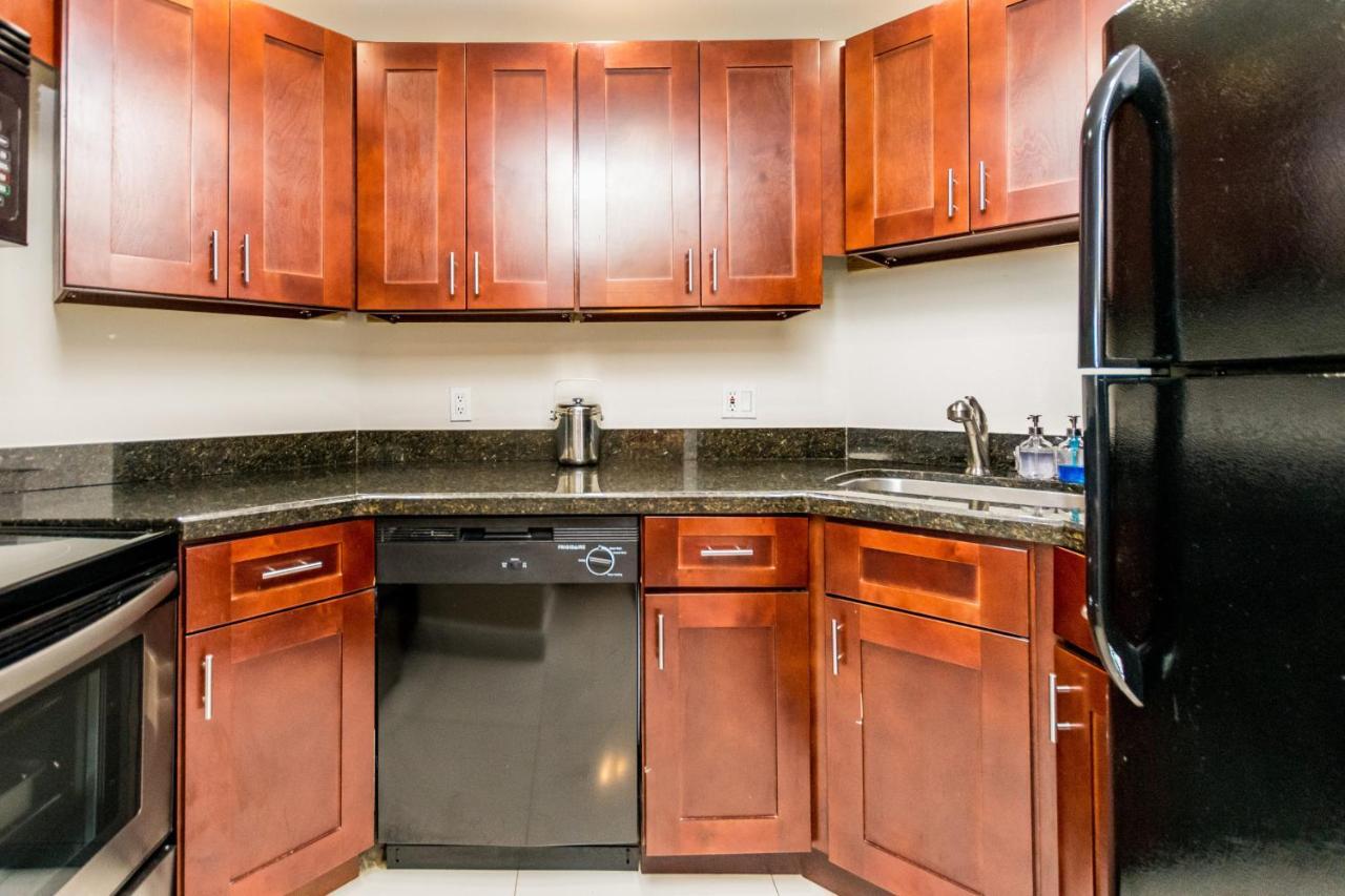 Ocean 3br On The 505 *