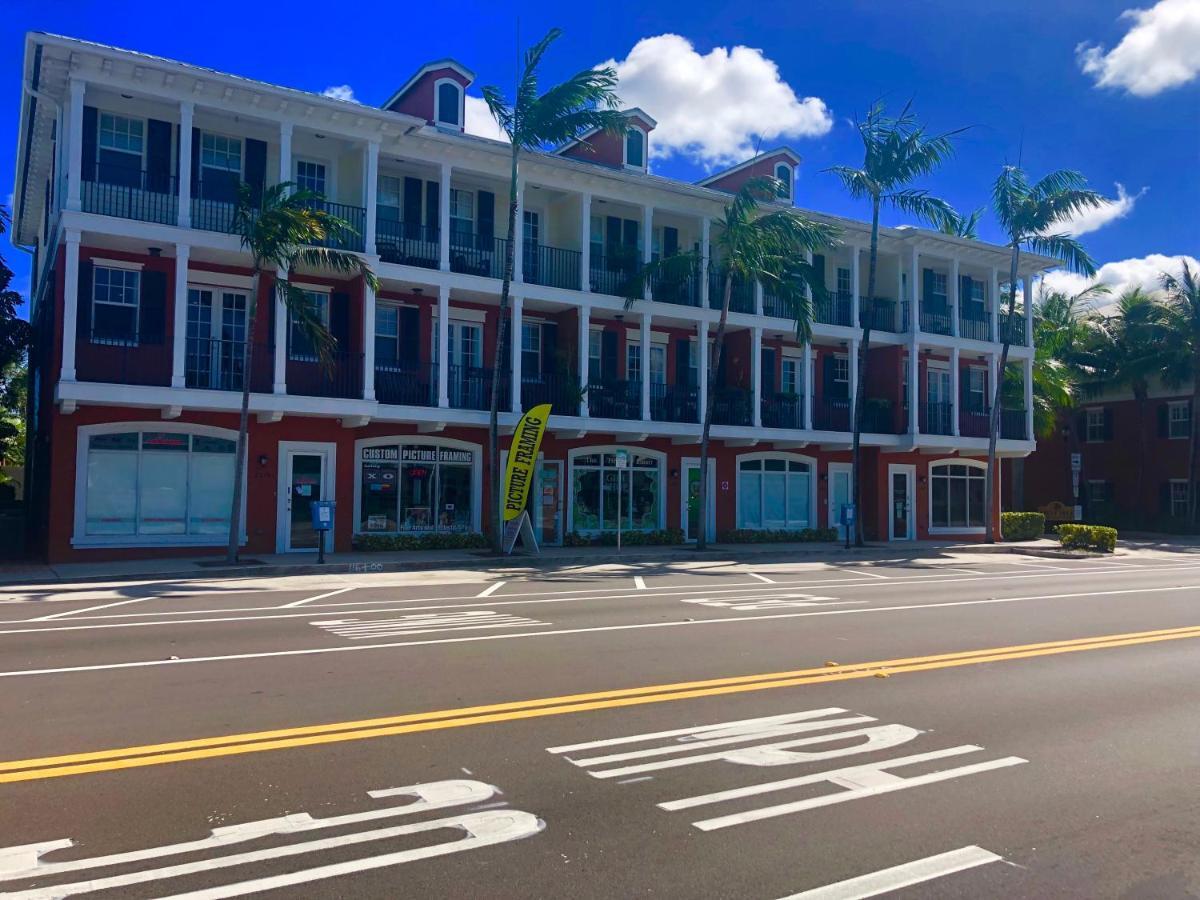 One Bedroom Apt With Private Patio Near Beach